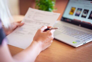 Simulador de impostos e integrações: funcionalidades essenciais para anfitriões de temporada